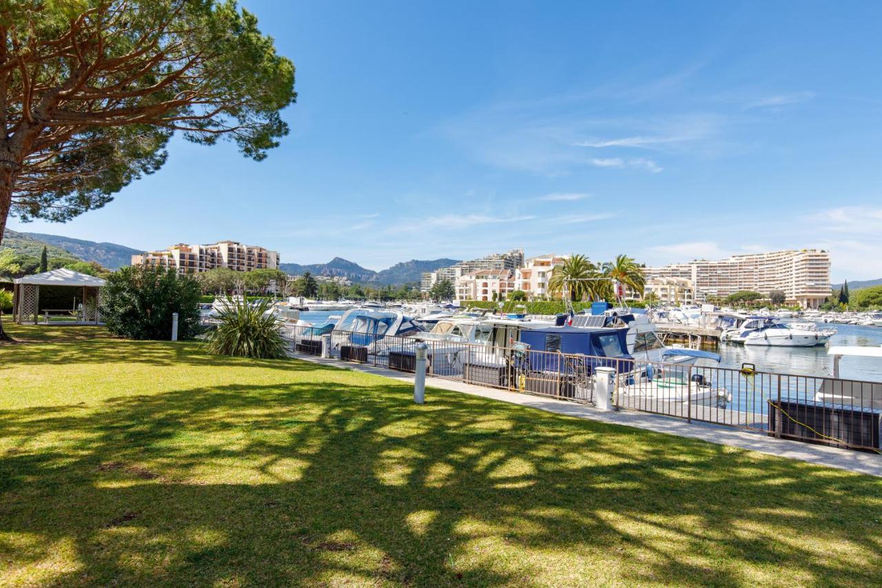 Luxury 3 Piece Garden Apartment In Cannes Marina Мандельё-ла-Напуль Экстерьер фото